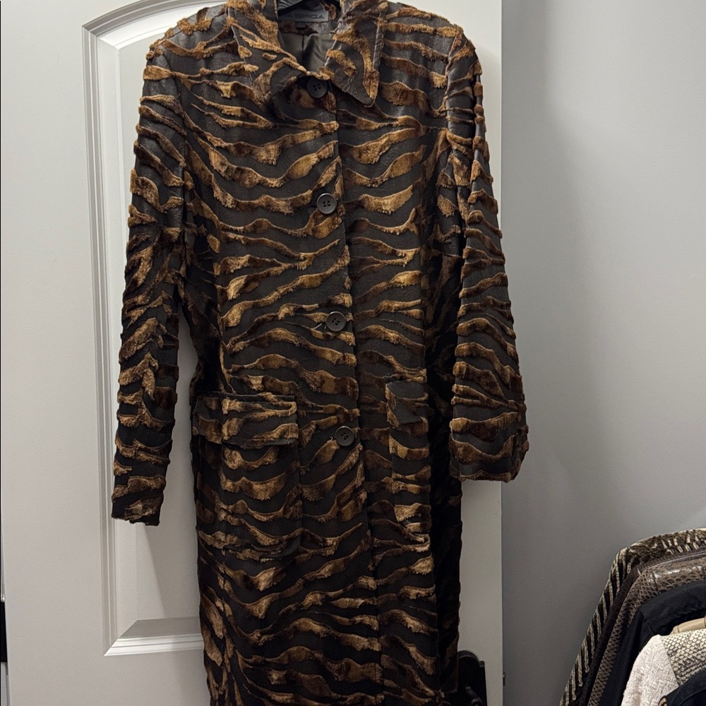 Via Spiga Brown and Black Patterned Coat